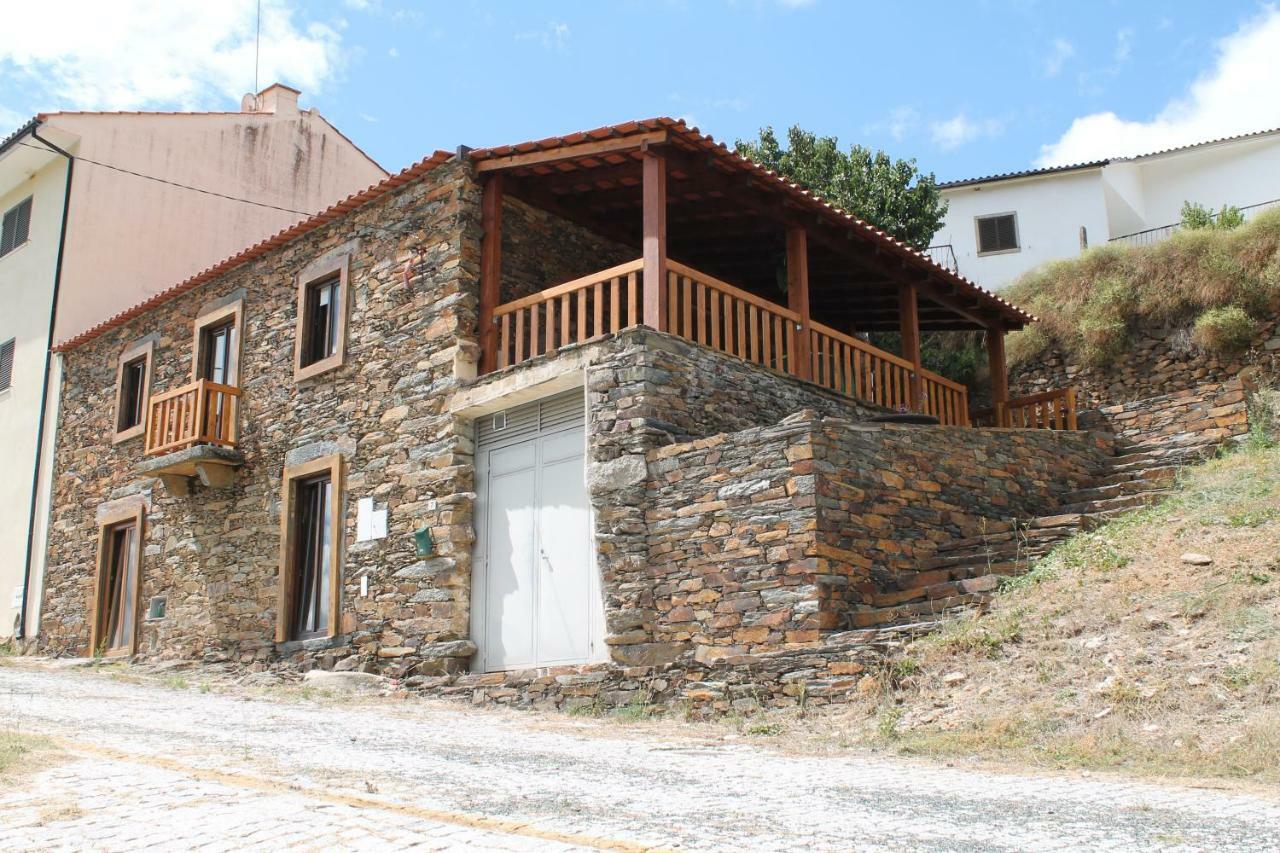 Serapicos House Bragança Buitenkant foto