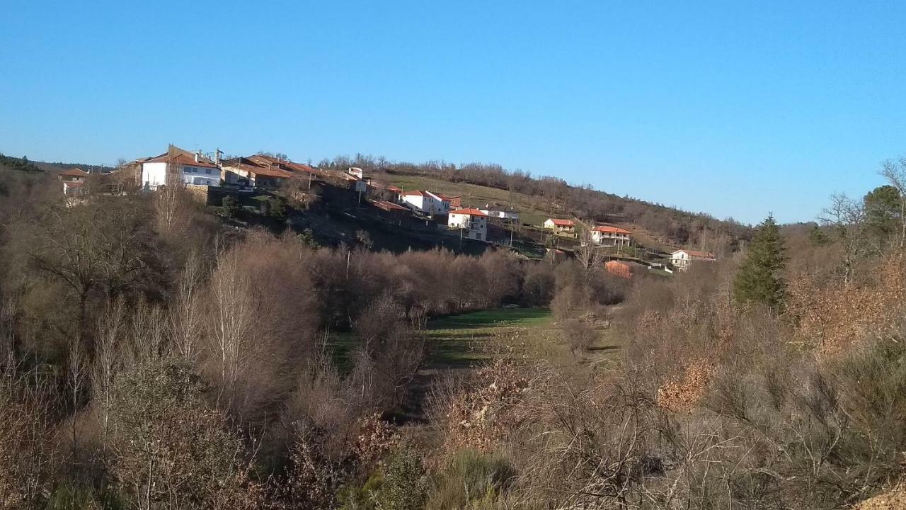 Serapicos House Bragança Buitenkant foto