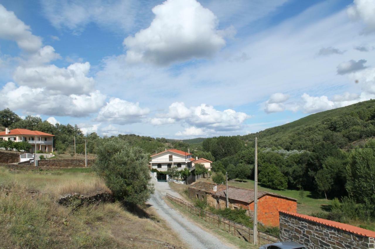 Serapicos House Bragança Buitenkant foto